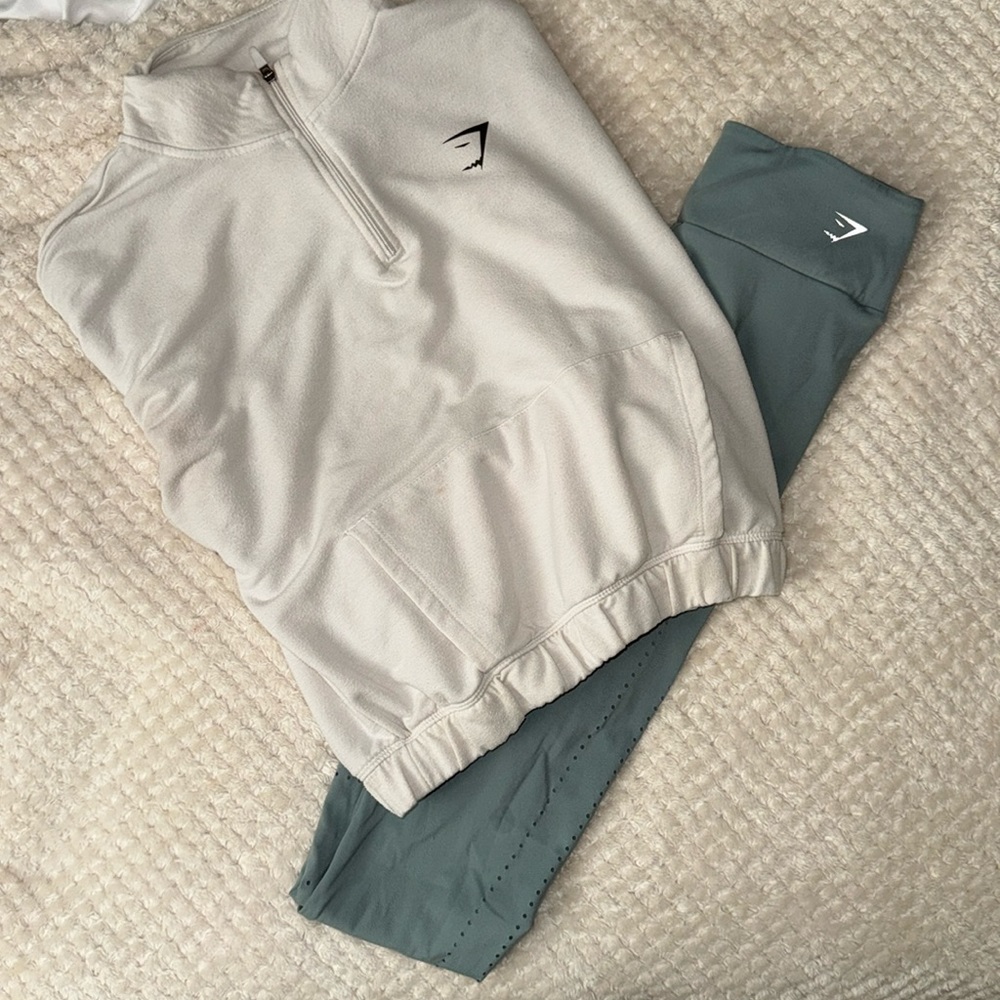 GYMSHARK WORKOUT SET